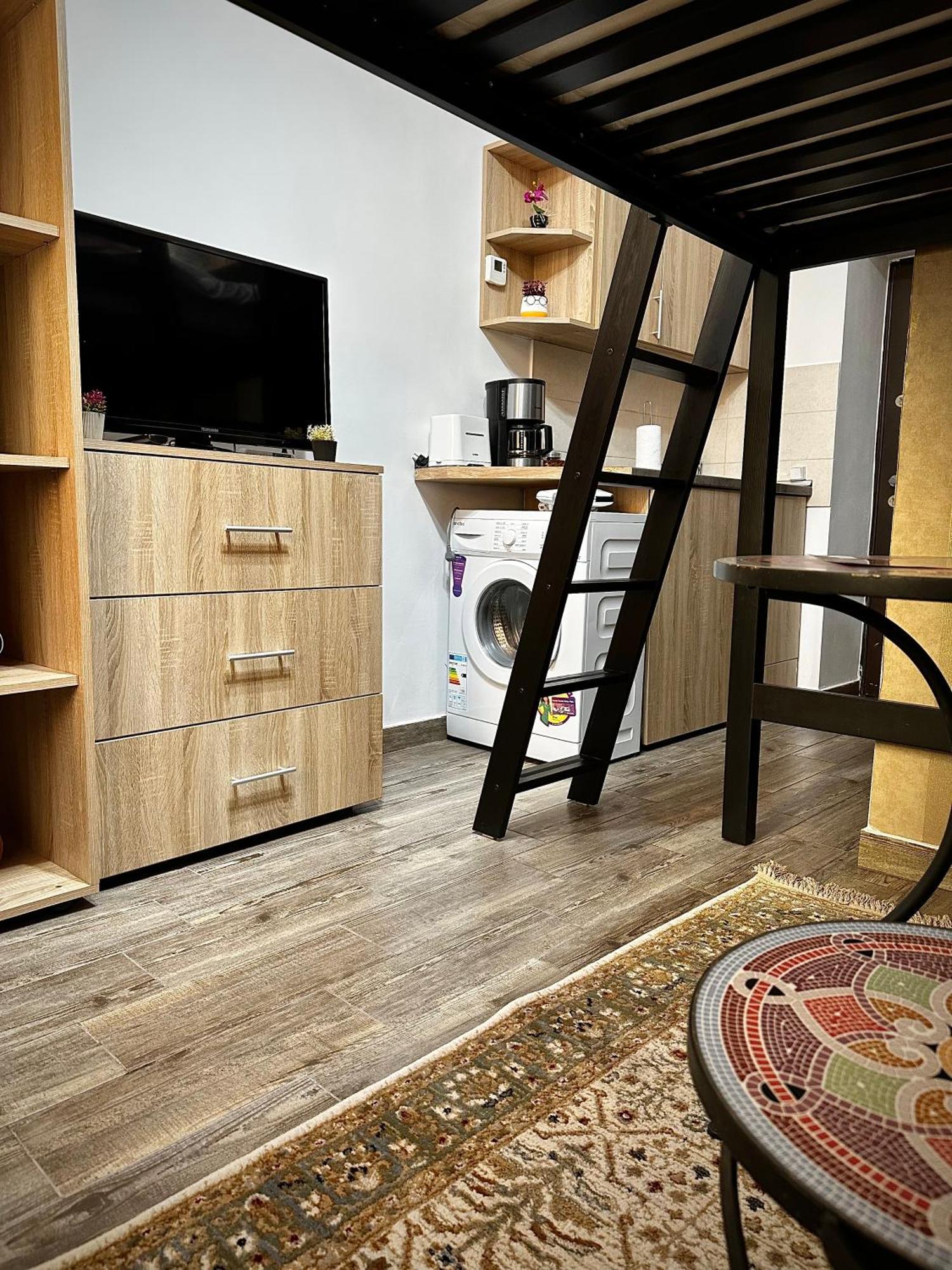 Ada'S Luxury Apartament&Studio - Old City Brasov Exterior photo