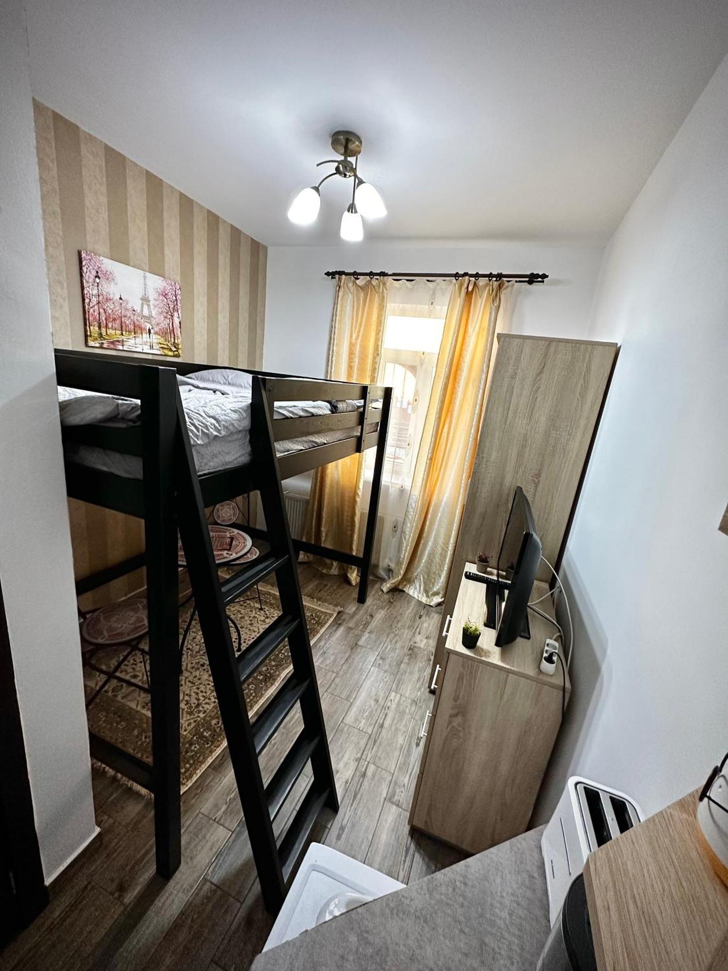 Ada'S Luxury Apartament&Studio - Old City Brasov Exterior photo