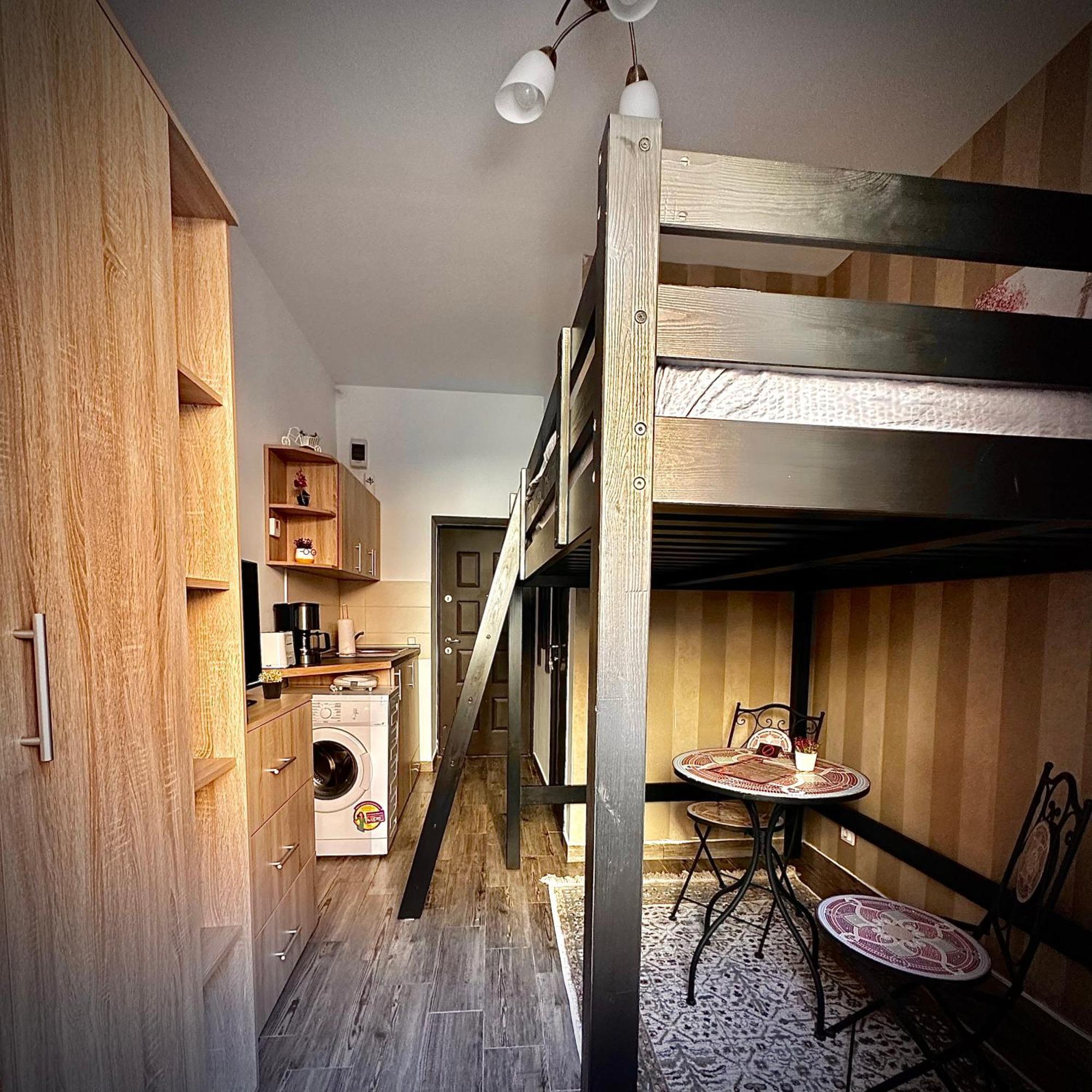 Ada'S Luxury Apartament&Studio - Old City Brasov Exterior photo