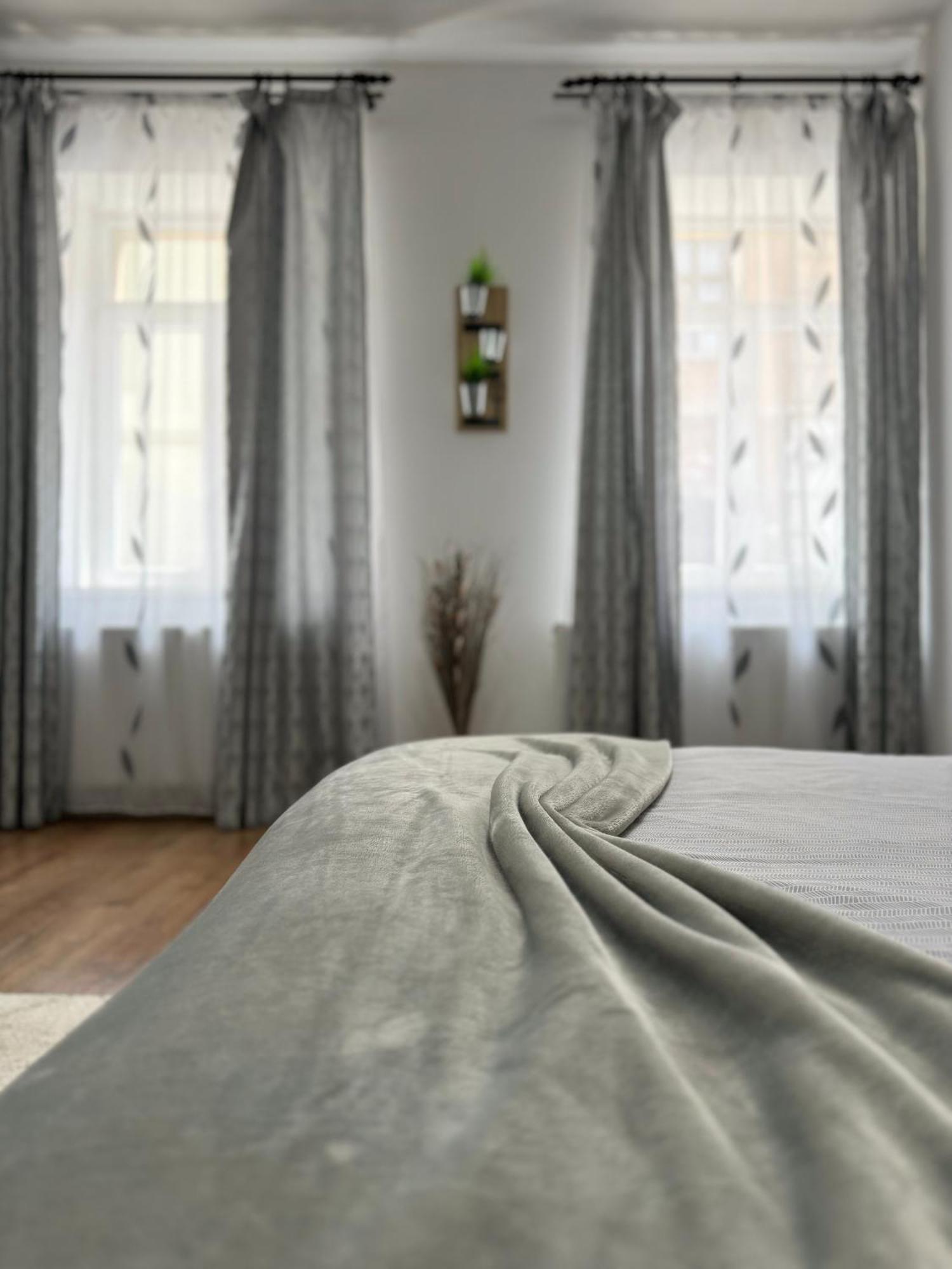 Ada'S Luxury Apartament&Studio - Old City Brasov Exterior photo