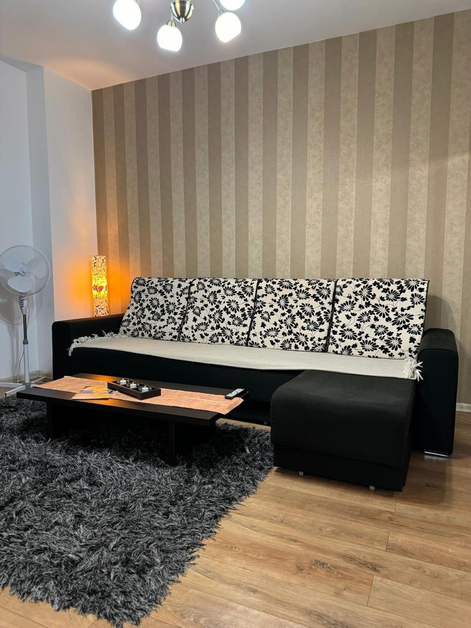 Ada'S Luxury Apartament&Studio - Old City Brasov Exterior photo